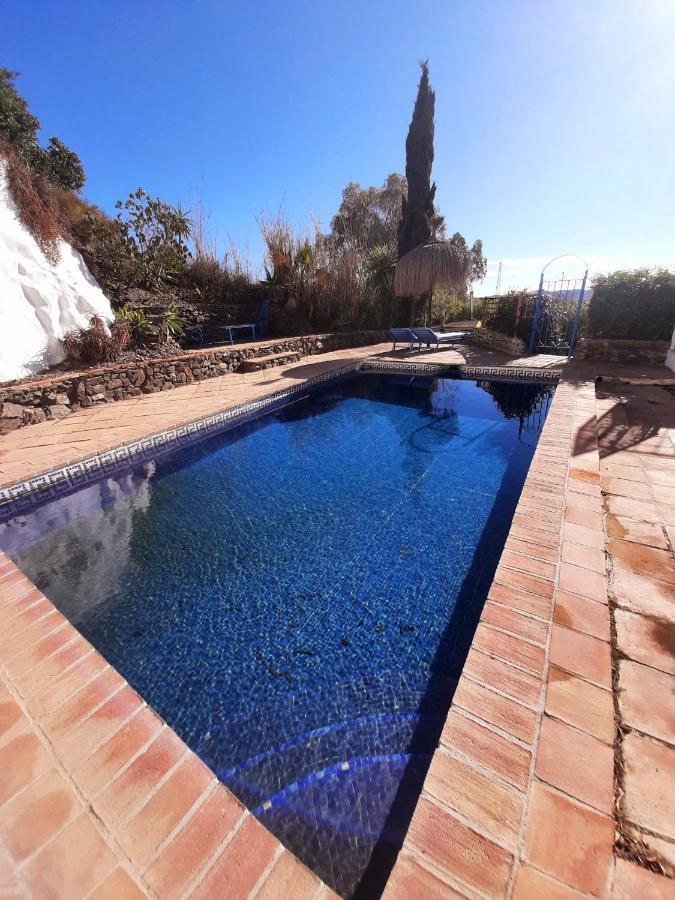 Attico Los Montes With Private Pool Viñuela Екстериор снимка